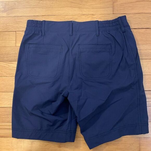 Athleta size 4 navy blue shorts - Picture 2 of 3